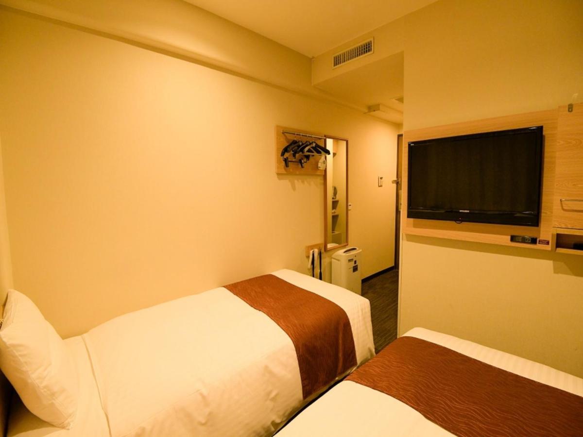 Via Inn Shin Osaka West Exterior foto