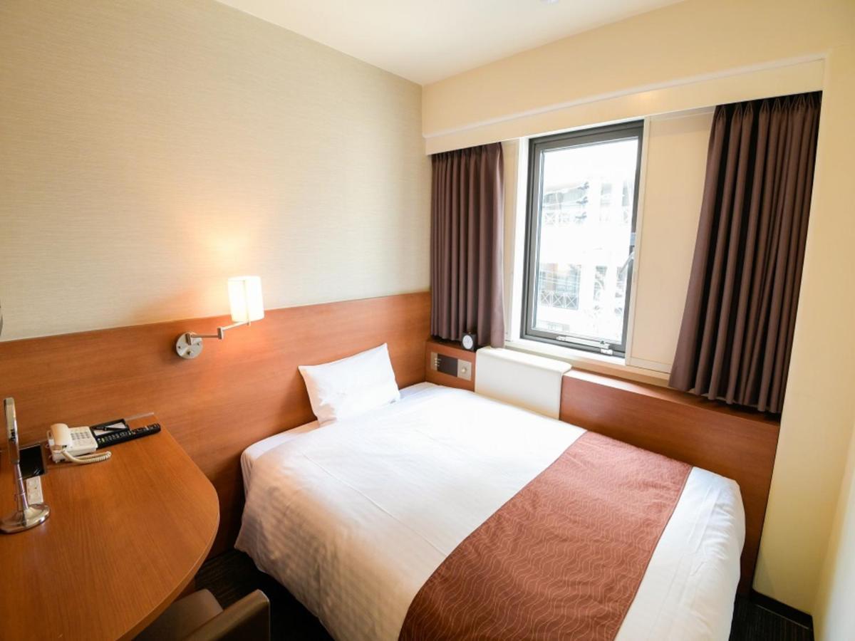 Via Inn Shin Osaka West Exterior foto